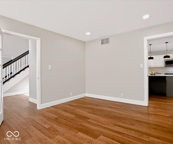 2601 S Trotters Run, Bloomington, IN 47401