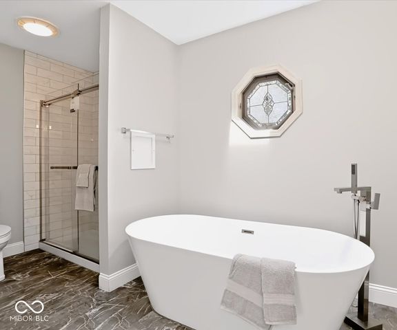 2601 S Trotters Run, Bloomington, IN 47401