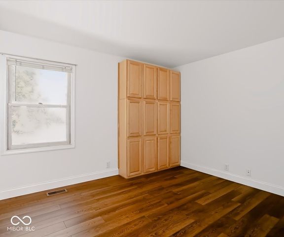 2601 S Trotters Run, Bloomington, IN 47401