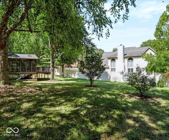 2601 S Trotters Run, Bloomington, IN 47401