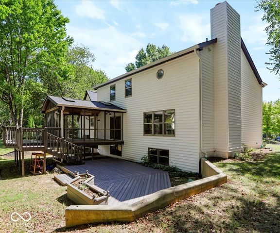 2601 S Trotters Run, Bloomington, IN 47401