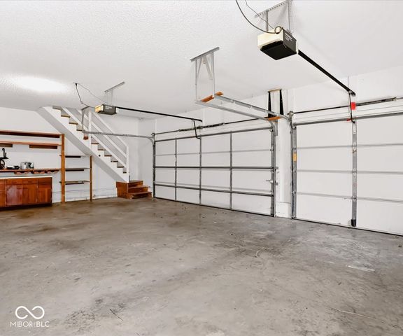2601 S Trotters Run, Bloomington, IN 47401