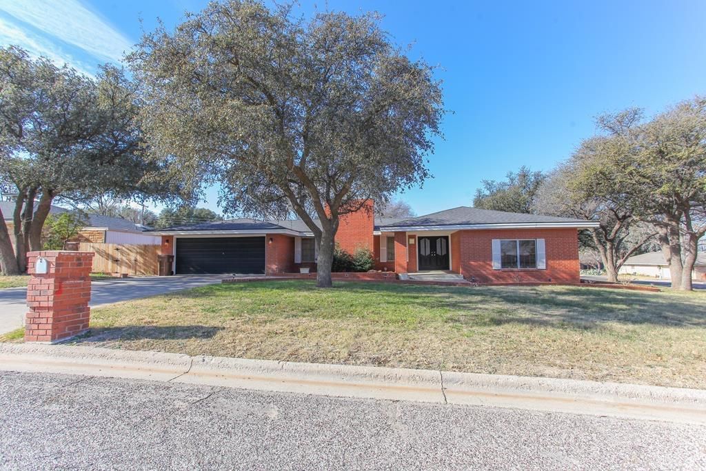 10 Glenwick Cove, Big Spring, TX 79720