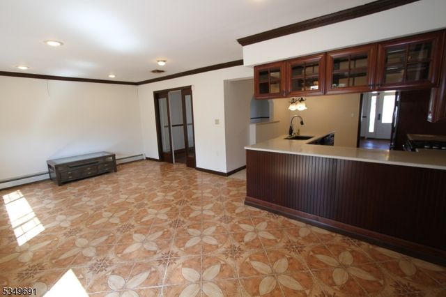 38 Porter Rd, West Orange Twp., NJ 07052