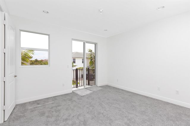 6937 Pines Circle 17, Coconut Creek, FL 33073