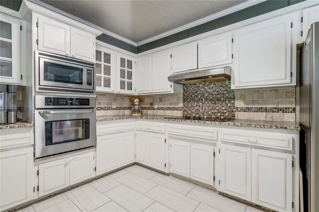 4611 Churchill Downs Drive, Norman, OK 73069