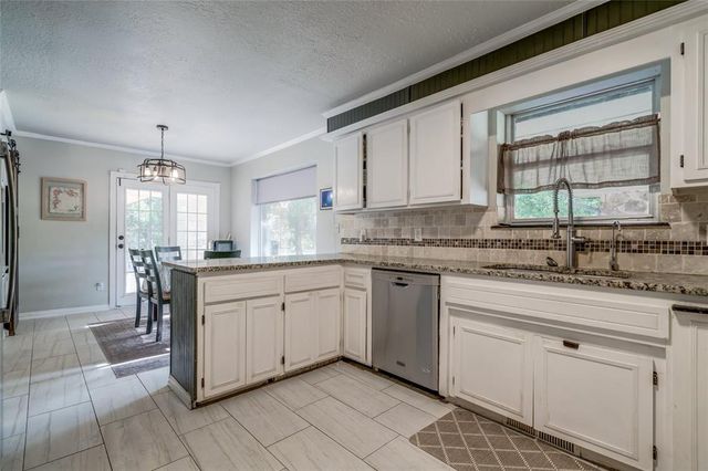 4611 Churchill Downs Drive, Norman, OK 73069