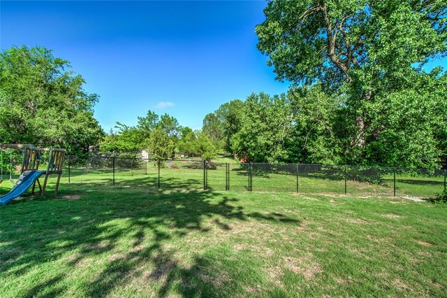 4611 Churchill Downs Drive, Norman, OK 73069