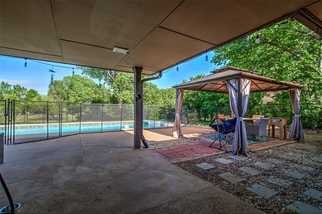 4611 Churchill Downs Drive, Norman, OK 73069