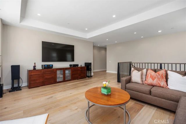 142 Sabbia, Irvine, CA 92602