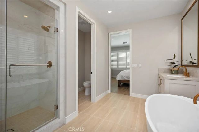 142 Sabbia, Irvine, CA 92602