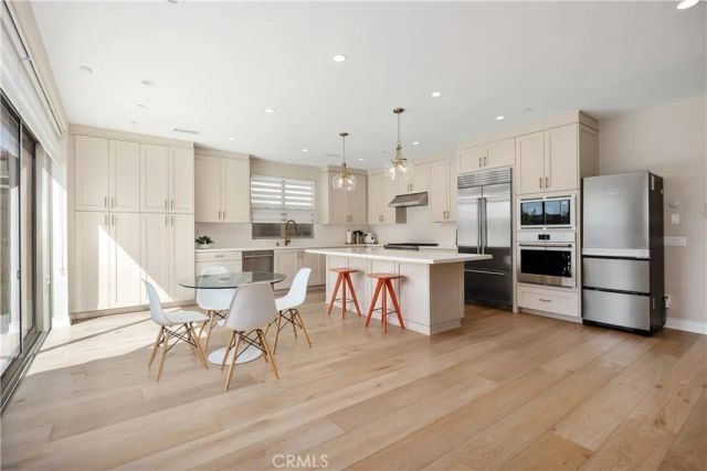 142 Sabbia, Irvine, CA 92602