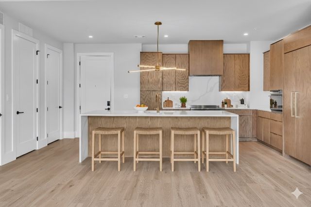 321 31st Ave N Apt 105, Nashville, TN 37203