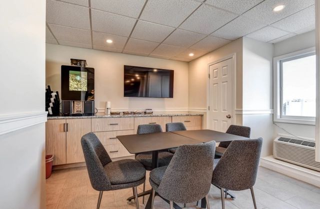 880 Donald J Lynch Blvd 209, Marlborough, MA 01752