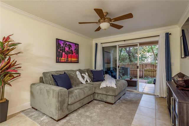 950 BROADWAY 103, Dunedin, FL 34698