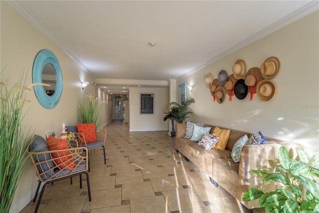 950 BROADWAY 103, Dunedin, FL 34698