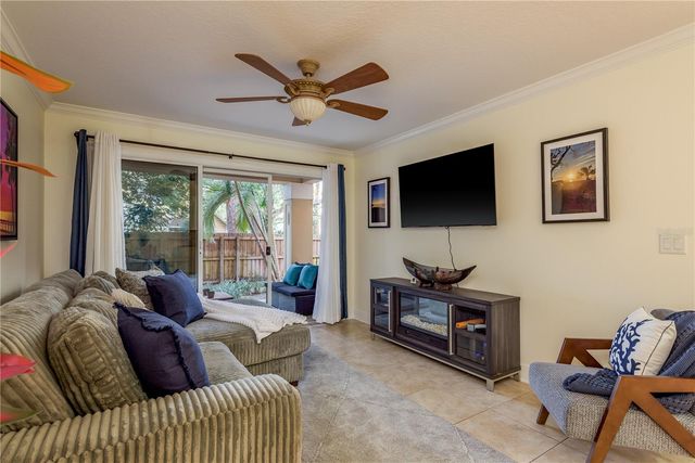 950 BROADWAY 103, Dunedin, FL 34698