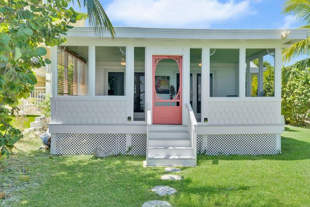 25368 2nd Street, Summerland Key, FL 33042