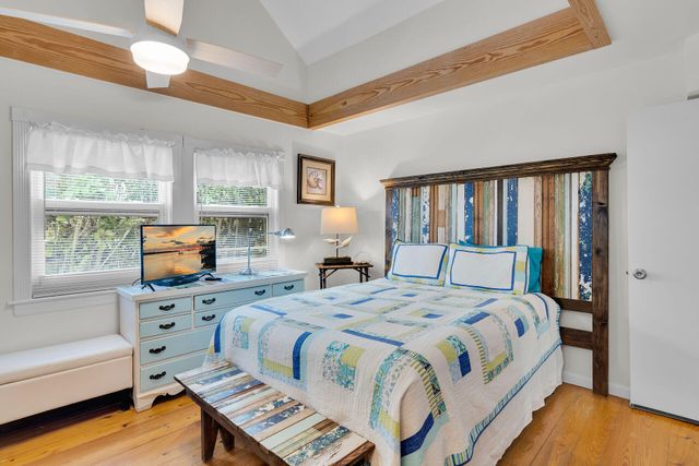 25368 2nd Street, Summerland Key, FL 33042