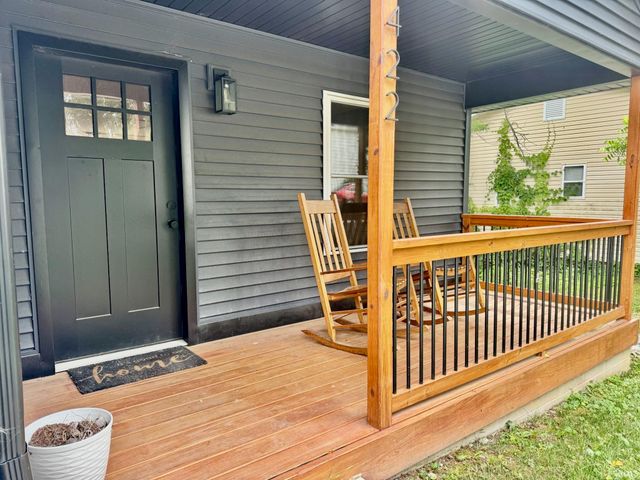 422 17th Street, Bedford, IN 47421