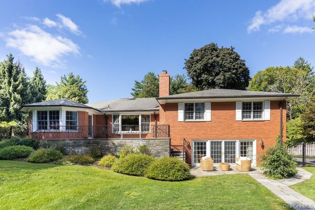 169 Clinton Avenue, Dobbs Ferry, NY 10522