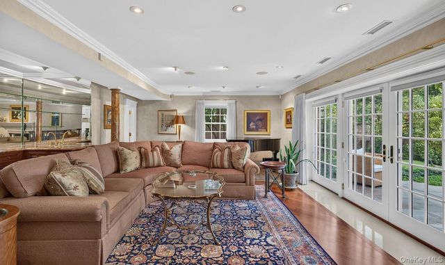 169 Clinton Avenue, Dobbs Ferry, NY 10522