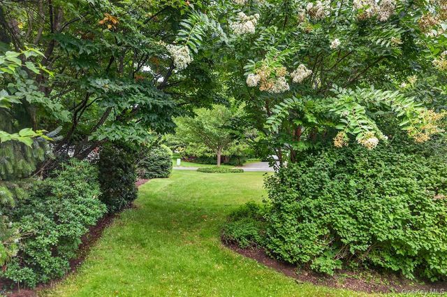 169 Clinton Avenue, Dobbs Ferry, NY 10522