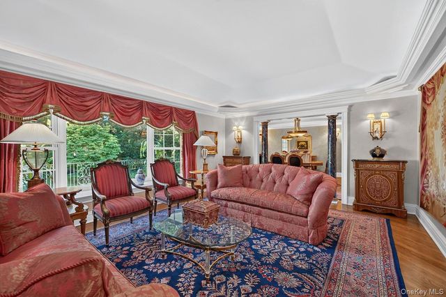 169 Clinton Avenue, Dobbs Ferry, NY 10522