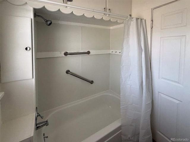 391 Cherry St, Burlington, CO 80807