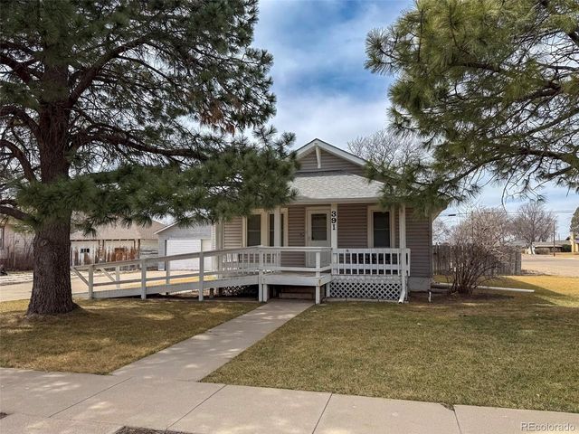 391 Cherry St, Burlington, CO 80807