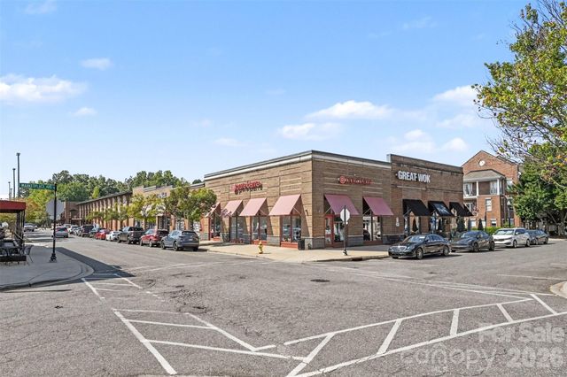 129 Capital Avenue C, Mooresville, NC 28117