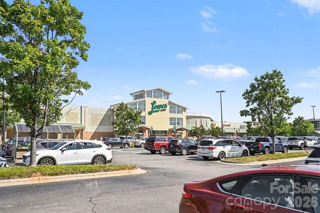 129 Capital Avenue C, Mooresville, NC 28117