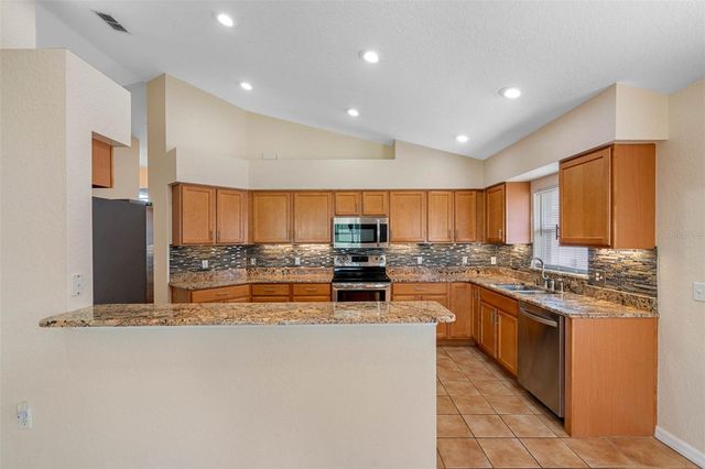 3063 WESTMORELAND DRIVE, Lakeland, FL 33810