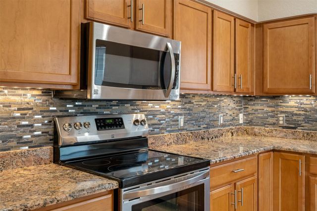 3063 WESTMORELAND DRIVE, Lakeland, FL 33810