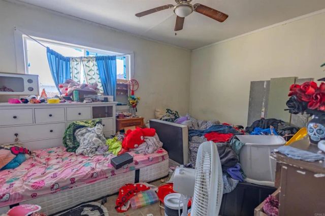 13765 Fremont St, Trona, CA 93562