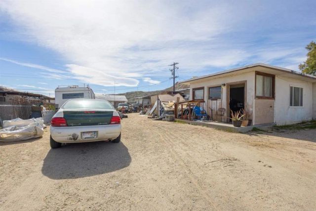 13765 Fremont St, Trona, CA 93562