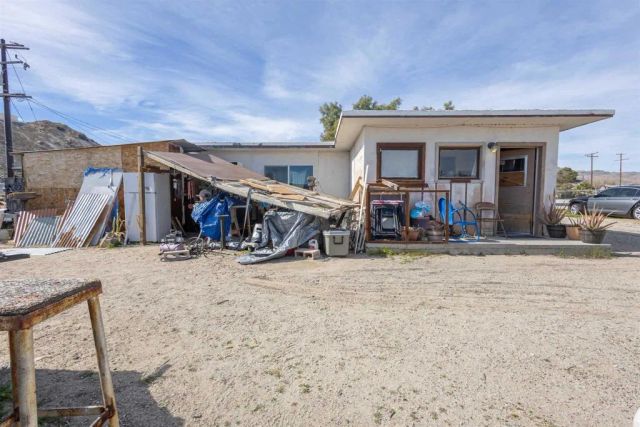 13765 Fremont St, Trona, CA 93562