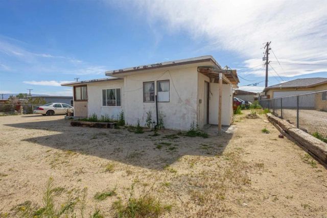 13765 Fremont St, Trona, CA 93562