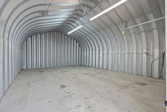 18525 E Evans Creek Road, Rogue River, OR 97537