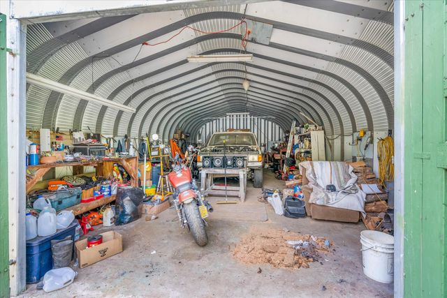 18525 E Evans Creek Road, Rogue River, OR 97537