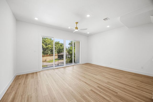 6023 Maybell Street, Houston, TX 77091
