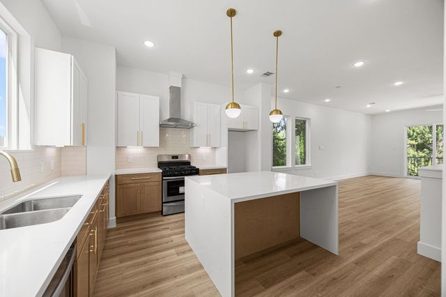 6023 Maybell Street, Houston, TX 77091