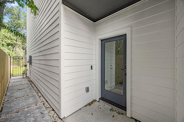 6023 Maybell Street, Houston, TX 77091