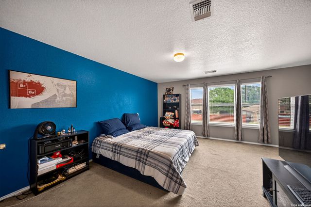 7447 SADDLE BEND DR, San Antonio, TX 78238