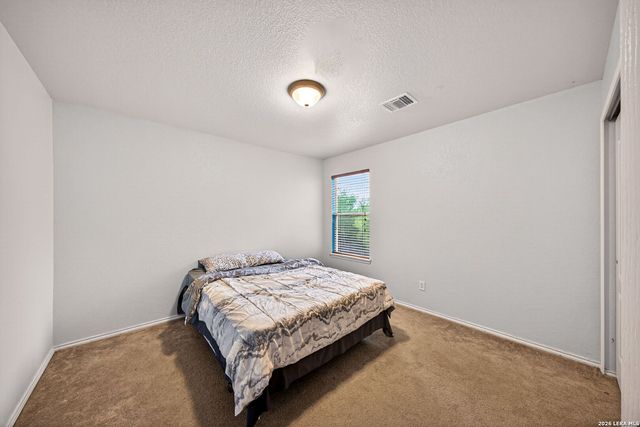 7447 SADDLE BEND DR, San Antonio, TX 78238