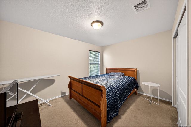 7447 SADDLE BEND DR, San Antonio, TX 78238