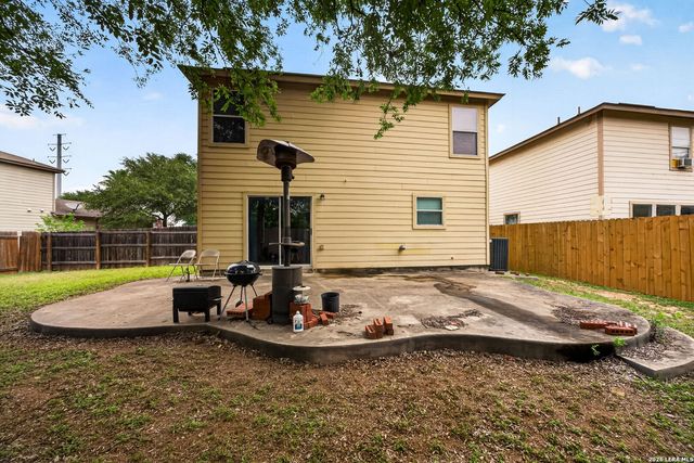 7447 SADDLE BEND DR, San Antonio, TX 78238