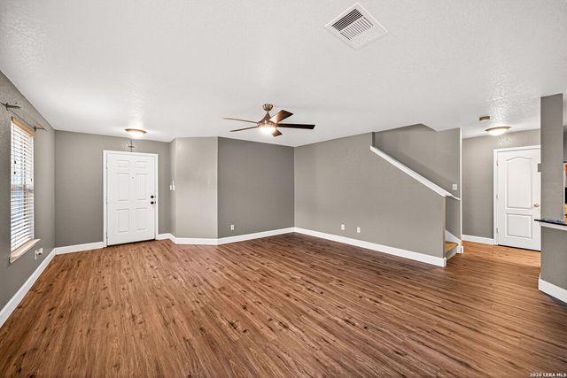 7447 SADDLE BEND DR, San Antonio, TX 78238