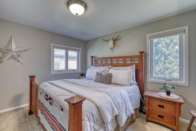10912 W Kaul AVENUE, Milwaukee, WI 53225