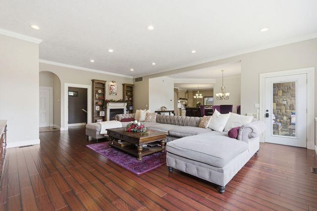 200 Barnes Lane, Branson, MO 65616